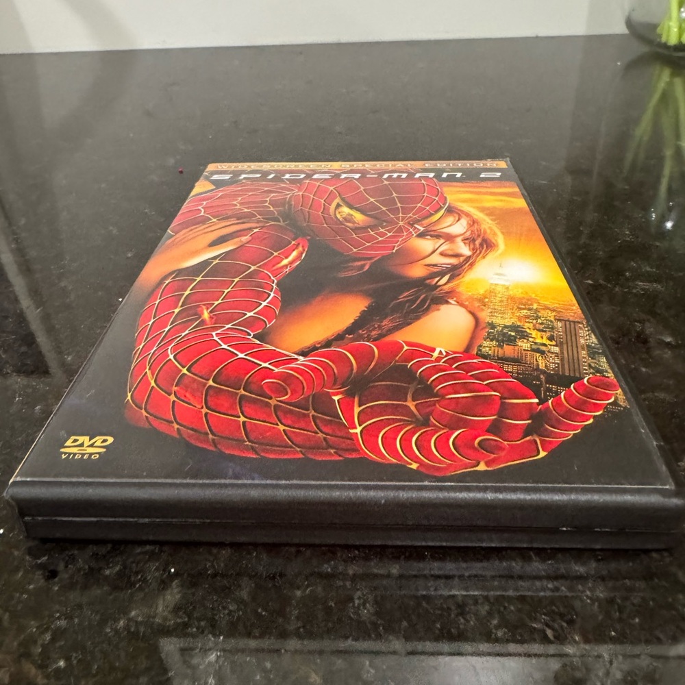 Spider-Man 2 DVD - Black Case